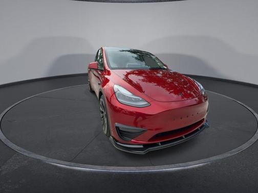 White 2024 Tesla Model Y Performance