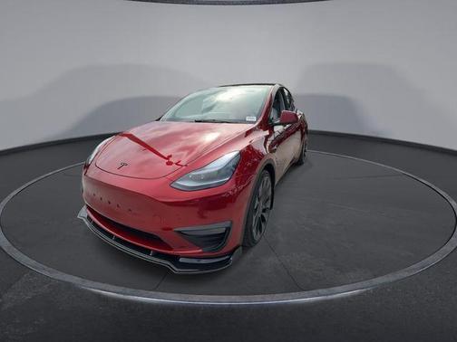 White 2024 Tesla Model Y Performance