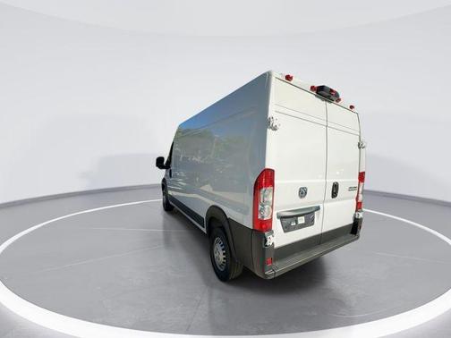 Bright White Clearcoat 2025 RAM ProMaster 3500 High Roof