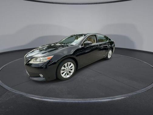 Obsidian Black 2013 Lexus ES 300h Base