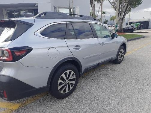 2021 Subaru Outback Premium