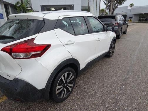2020 Nissan Kicks SV