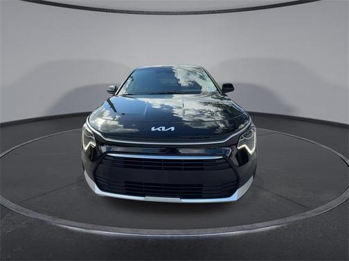 2025 Kia Niro LX