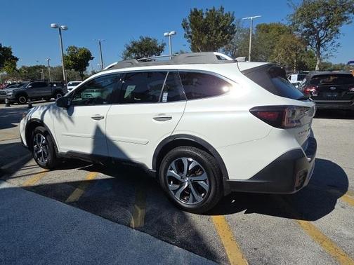 2021 Subaru Outback Touring XT