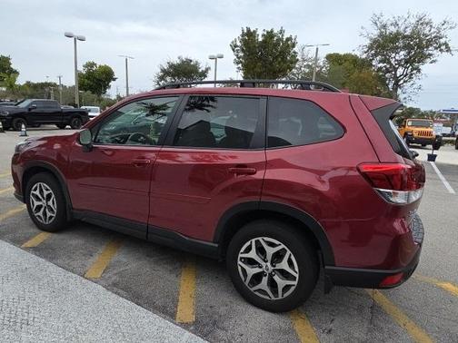 2022 Subaru Forester Premium