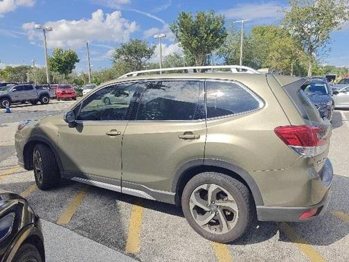 2023 Subaru Forester 2.5i Touring