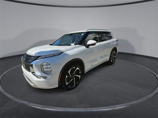 2022 Mitsubishi Outlander SEL