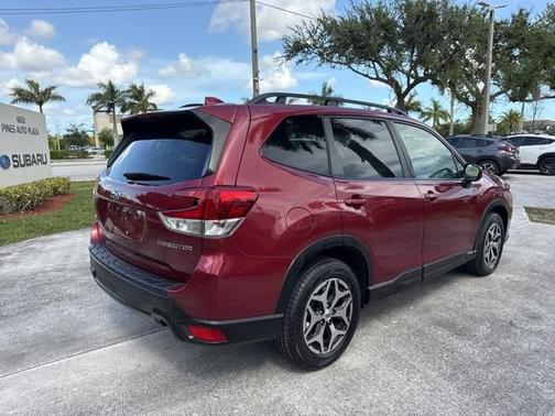 2022 Subaru Forester Premium