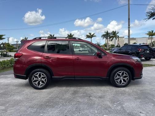 2022 Subaru Forester Premium