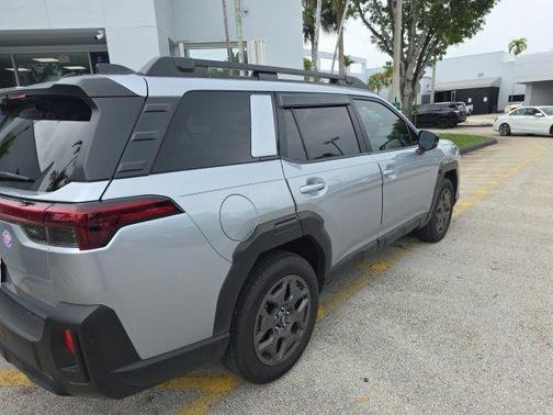 Ice Silver Metallic 2026 Subaru Outback Premium