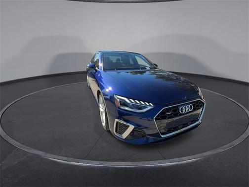 2024 Audi A4 45 S line quattro Premium