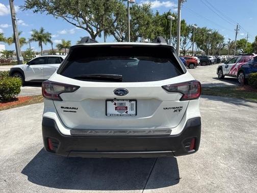 2022 Subaru Outback Onyx Edition XT