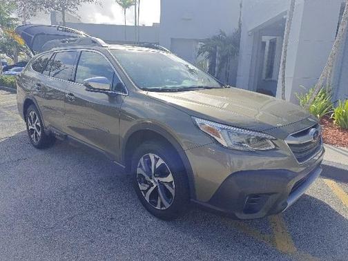 2022 Subaru Outback Touring XT