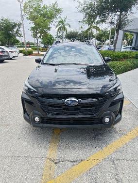 Crystal Black Silica 2025 Subaru Outback Onyx Edition