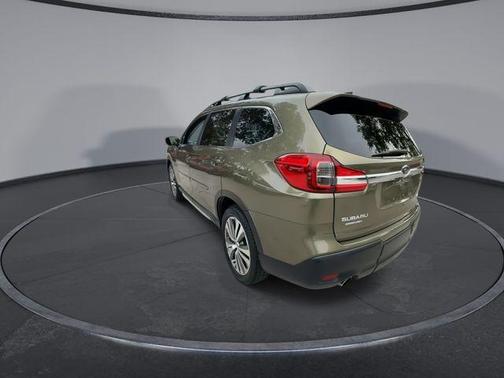 Autumn Green Metallic 2022 Subaru Ascent Limited 8-Passenger