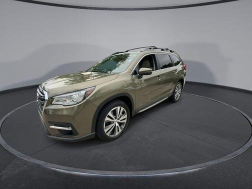 Autumn Green Metallic 2022 Subaru Ascent Limited 8-Passenger