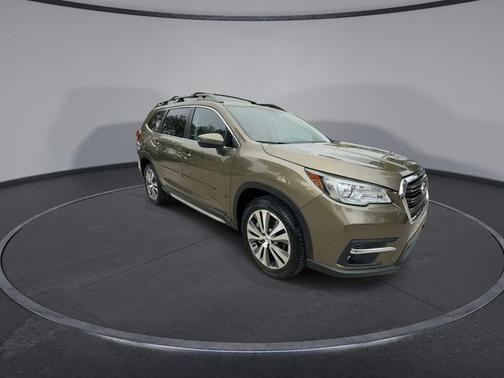 Autumn Green Metallic 2022 Subaru Ascent Limited 8-Passenger