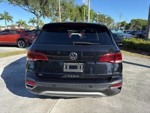 2022 Volkswagen Taos 1.5T SE