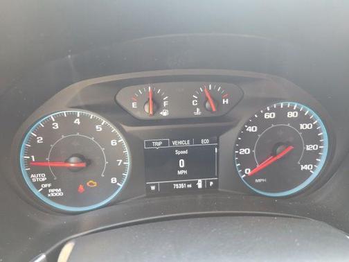 Silver Ice Metallic 2021 Chevrolet Equinox LS