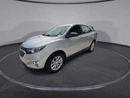 Silver Ice Metallic 2021 Chevrolet Equinox LS