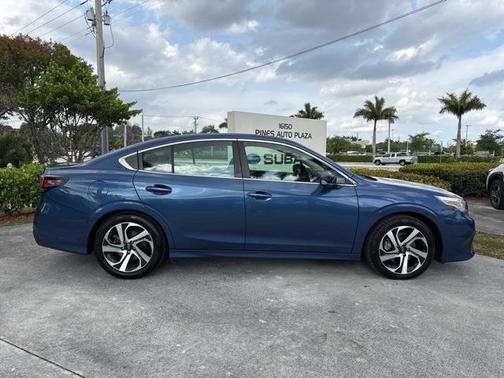 2022 Subaru Legacy Limited XT