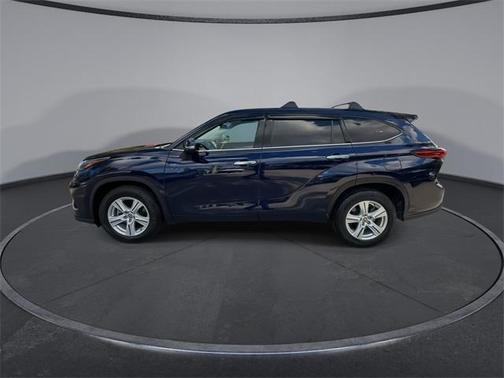 2022 Toyota Highlander L