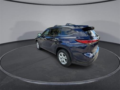 2022 Toyota Highlander L