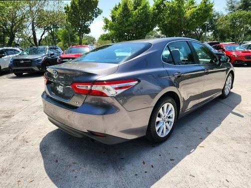 2018 Toyota Camry LE