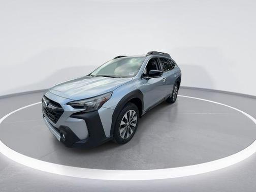 Ice Silver Metallic 2024 Subaru Outback Limited