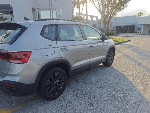 2023 Volkswagen Taos 1.5T S