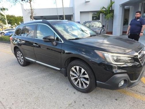 2018 Subaru Outback 2.5i Touring