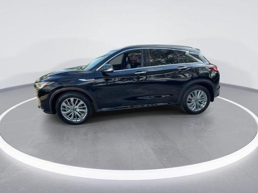 Black Obsidian 2025 INFINITI QX50 Luxe