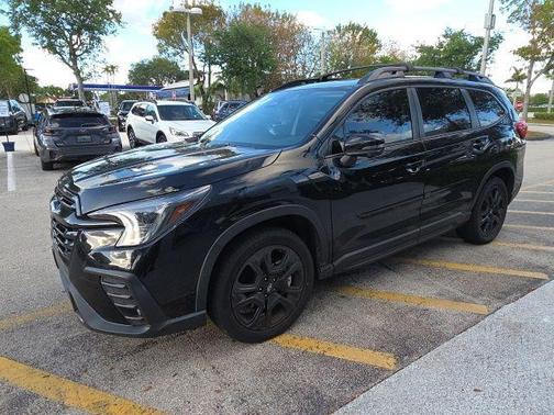 Crystal Black Silica 2023 Subaru Ascent Onyx Edition Limited