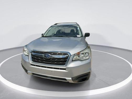 Ice Silver Metallic 2017 Subaru Forester 2.5i