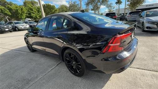 2024 Volvo S60 B5 Plus Black Edition