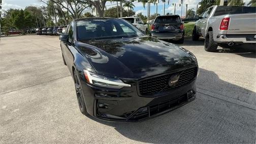 2024 Volvo S60 B5 Plus Black Edition