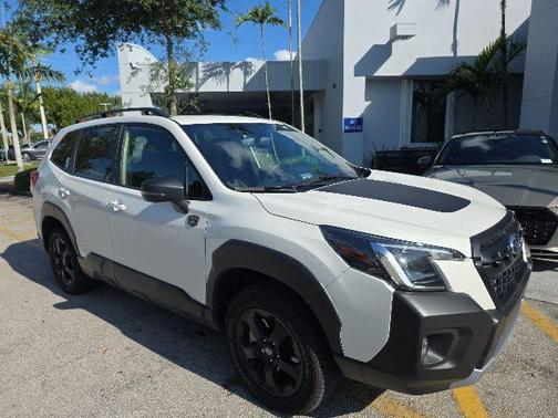 Crystal White Pearl 2024 Subaru Forester Wilderness