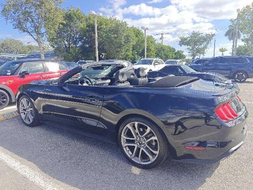 2022 Ford Mustang GT Premium