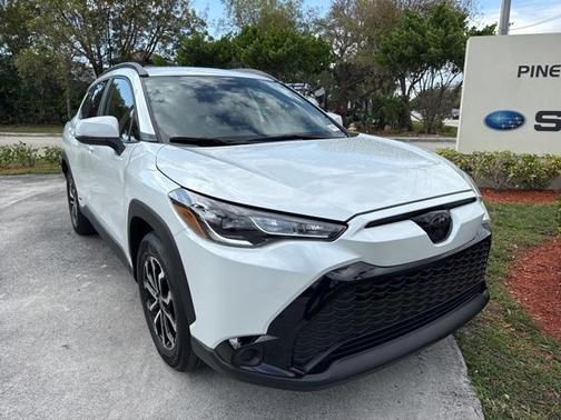 2023 Toyota Corolla Cross Hybrid XSE