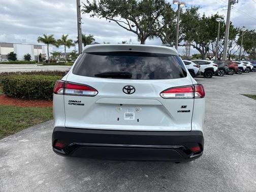 2023 Toyota Corolla Cross Hybrid XSE