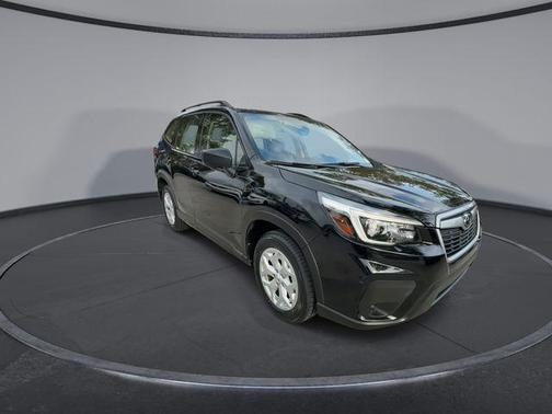 Crystal Black Silica 2021 Subaru Forester