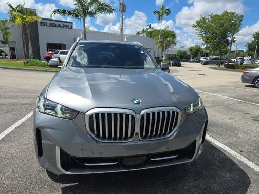 Gray Metallic 2026 BMW X5 sDrive40i