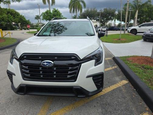 Crystal White Pearl 2025 Subaru Ascent Onyx Edition Touring