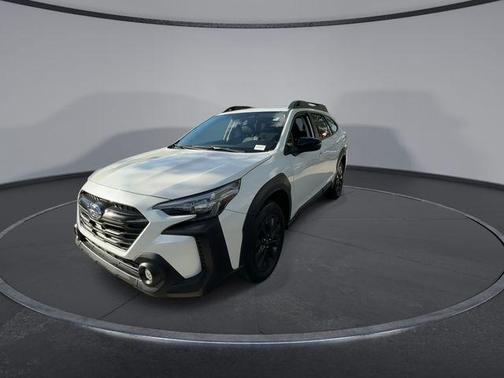 Crystal White Pearl 2023 Subaru Outback Onyx Edition