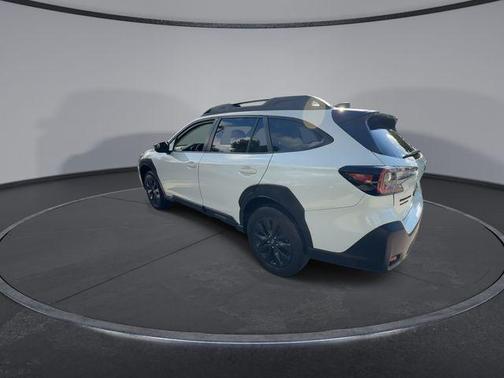 Crystal White Pearl 2023 Subaru Outback Onyx Edition