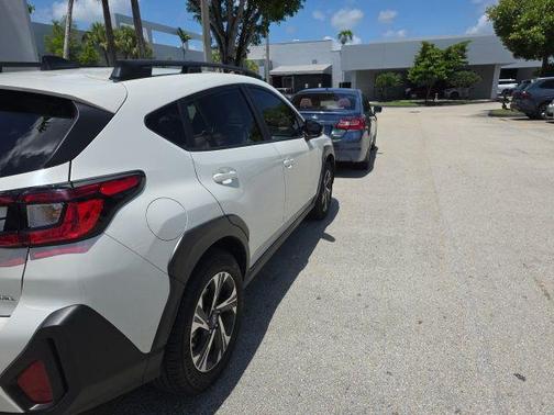 Crystal White Pearl 2024 Subaru Crosstrek Premium