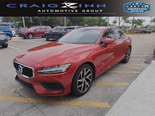 2020 Volvo S60 T5 Momentum
