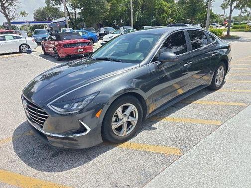 Gray 2021 Hyundai SONATA SE