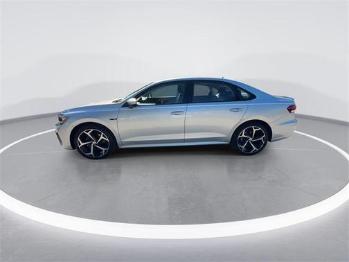 2020 Volkswagen Passat 2.0T R-Line