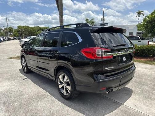 2023 Subaru Ascent Premium 7-Passenger